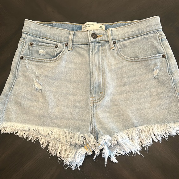 Abercrombie denim shorts - Picture 1 of 3